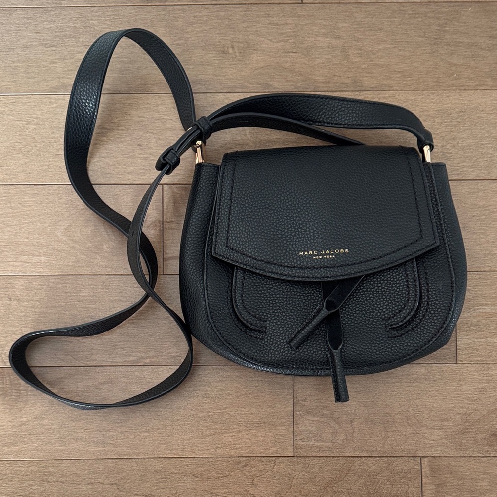 Marc Jacobs Black Pebbled Leather Saddle Crossbody Bag
